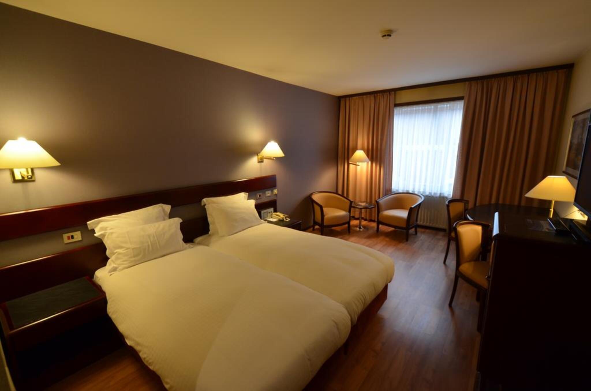 Bedford Hotel Брюссель Екстер'єр фото