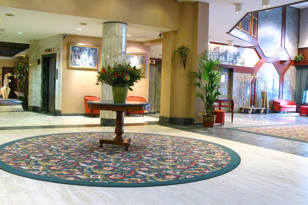 Bedford Hotel Брюссель Екстер'єр фото