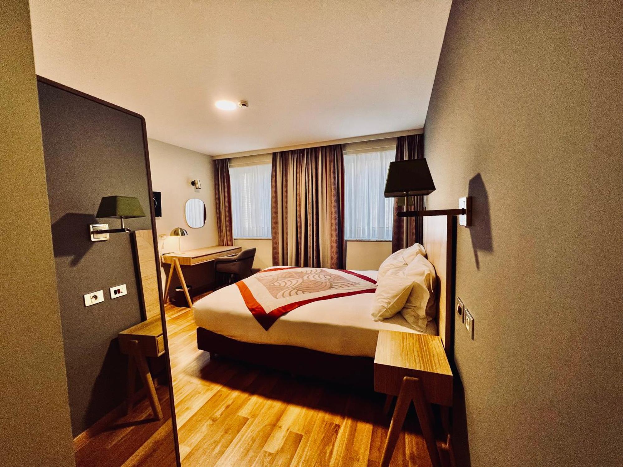 Bedford Hotel Брюссель Екстер'єр фото